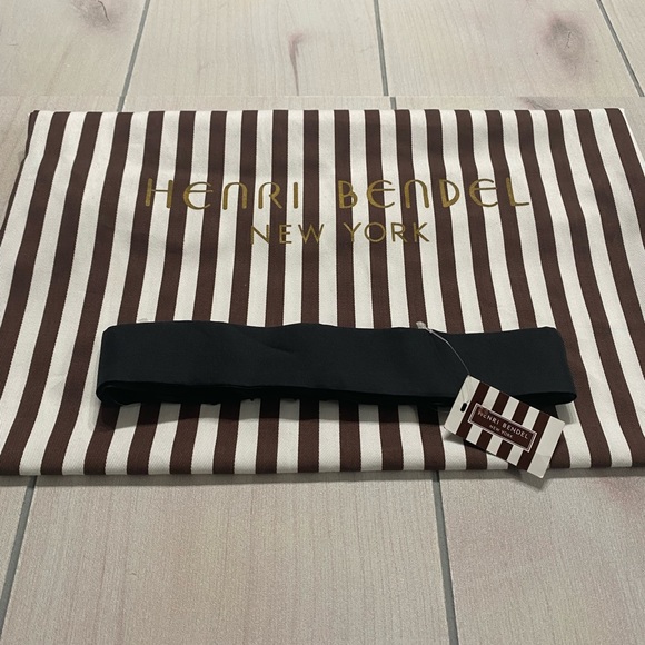 Henri Bendel Black Silk Head Band - Picture 1 of 4